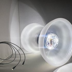 白+充電線